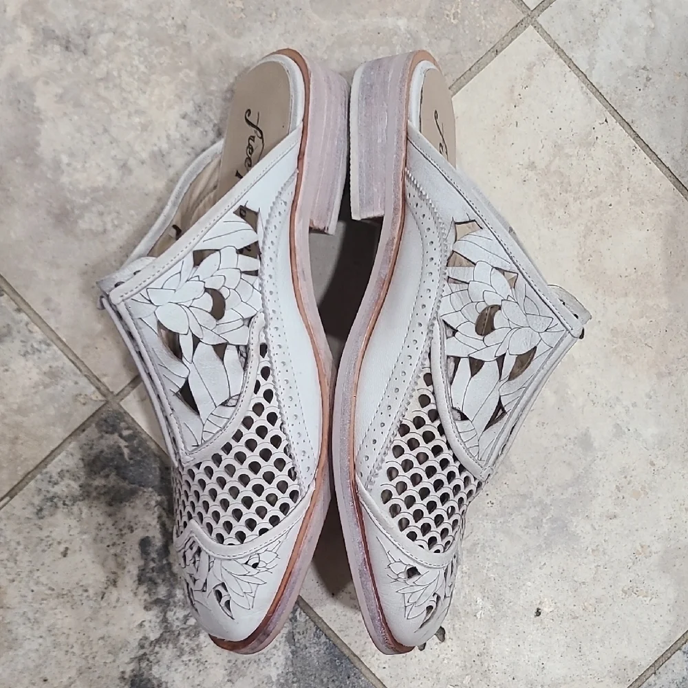 Free People Women's Cream Cutout Mules 9-9.5 Size